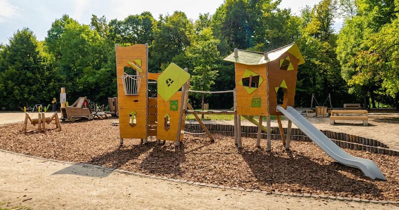 Anna Ret Playground