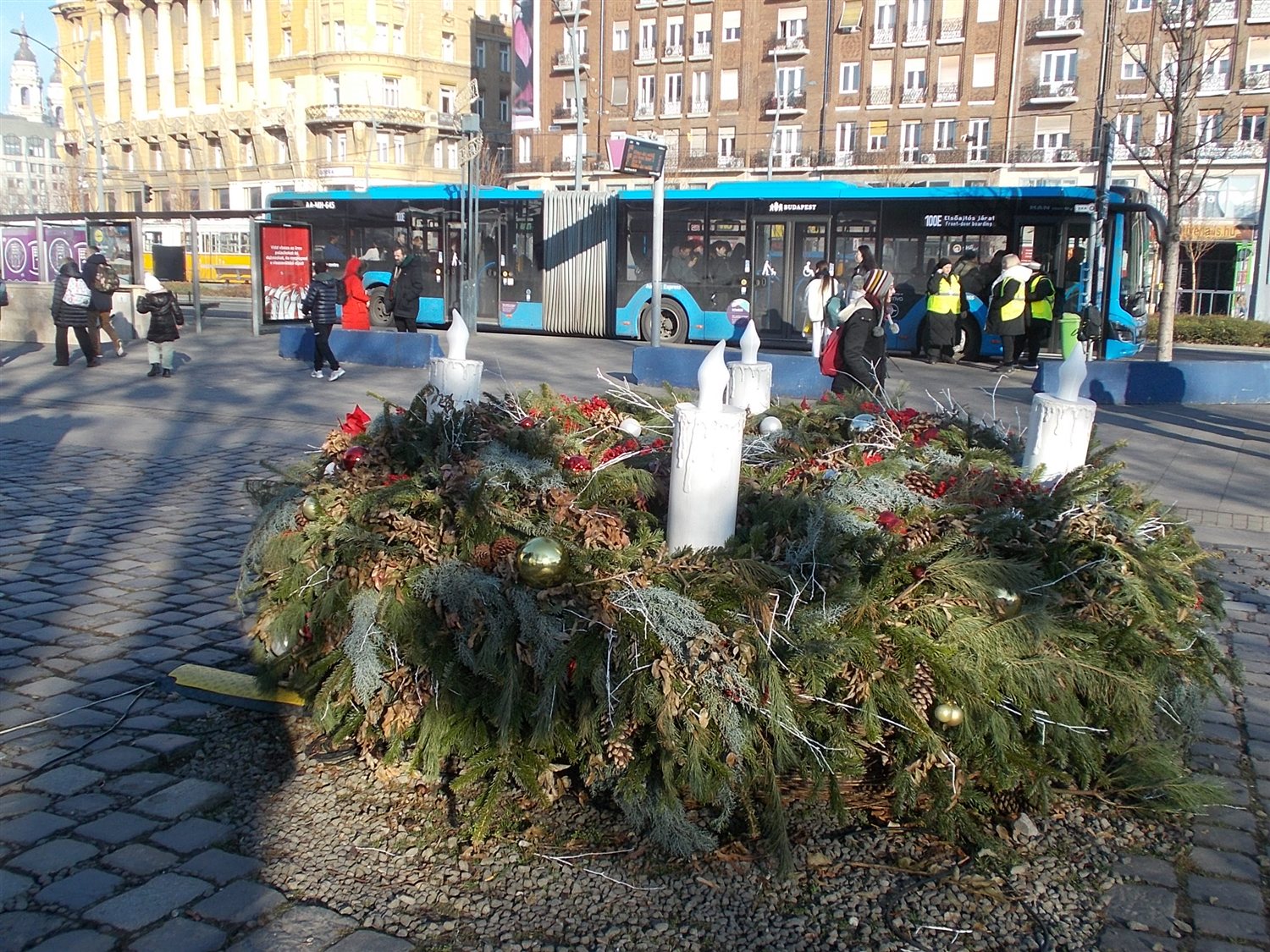 100E bus stop at Deák Ferenc tér, the airport bus’s final stop in central Budapest