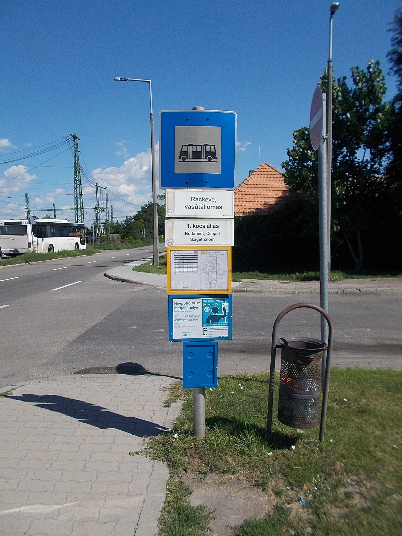 The bus stop outside Ráckeve station, signposted toward Budapest