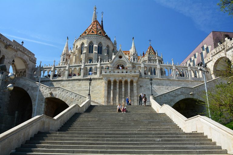 Fisherman's_Bastion,_Budapest,_Hungary