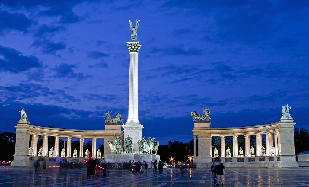 Heroes Square